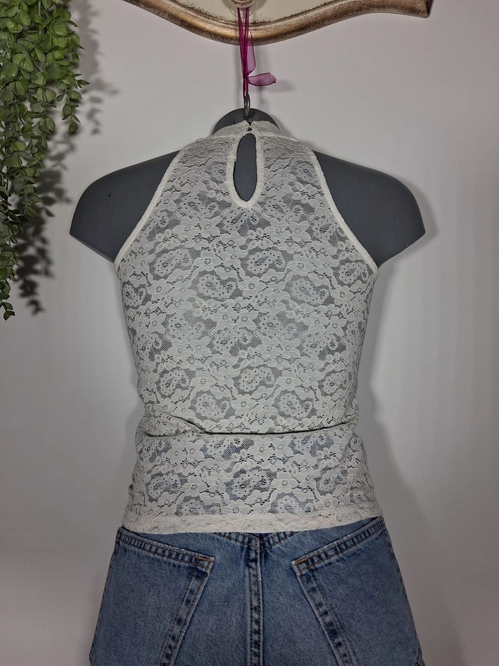 Top Stradivarius dentelle florale blanche col roulé taille S – photo 6